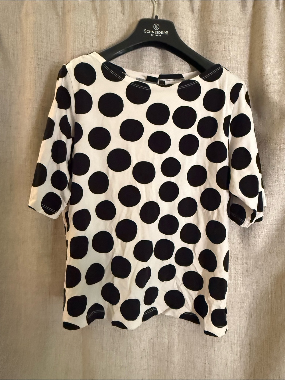 Marimekko X Uniqlo Limited Edition Black & White Polka Dot Short Sleeve Top - Picture 6 of 8
